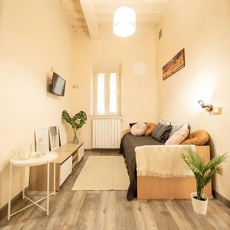 Mirella S Cozy In Center Town Apartment *